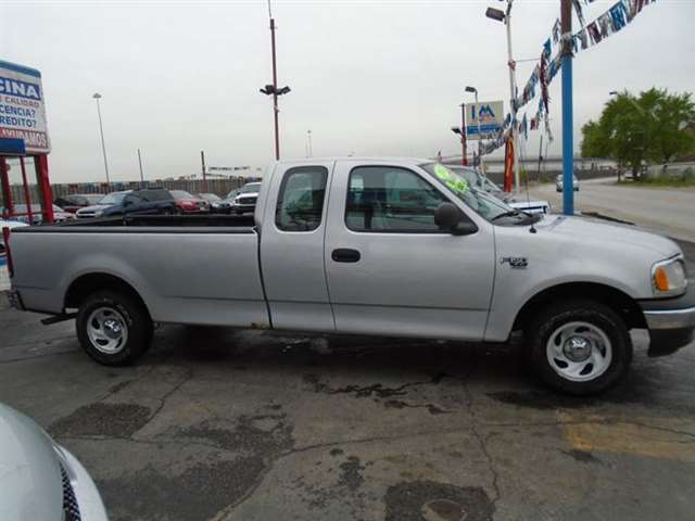 2002 Ford F-150 4dr SuperCab XL 2WD Styleside LB